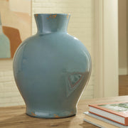 Furniture City Biloxi - Ashley Furniture - Giliburgh Vase - Vase - A2000959