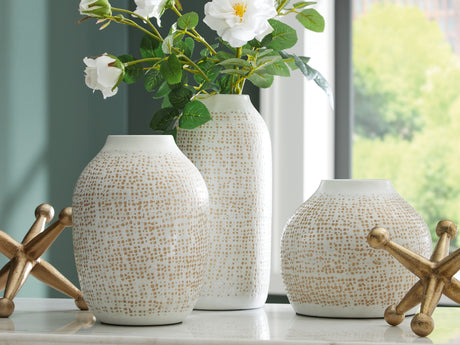 Furniture City Biloxi - Ashley Furniture - Vinburn Accessory Set (Set of 5) - Accessory Set (5/CN) / White/Gold Finish - A2C00213