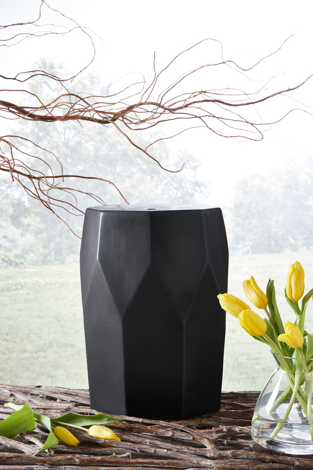 Furniture City Biloxi - Ashley Furniture - Rhysworth Stool - Stool / Black - A3000632