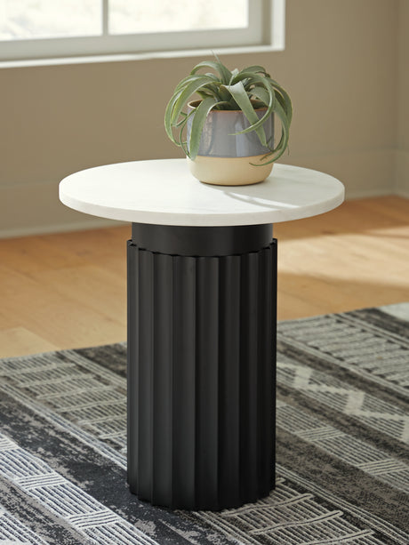 Furniture City Biloxi - Ashley Furniture - Wainstone Accent Table - Accent Table / Black/White - A4000724