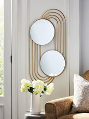 Furniture City Biloxi - Ashley Furniture - Warrenley Mirror - Accent Mirror / Gold Finish - A8010401