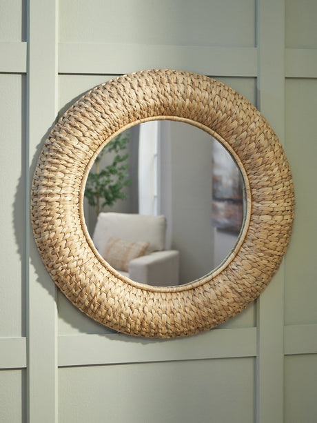 Furniture City Biloxi - Ashley Furniture - Briggsburg Mirror - Accent Mirror / Natural - A8010437