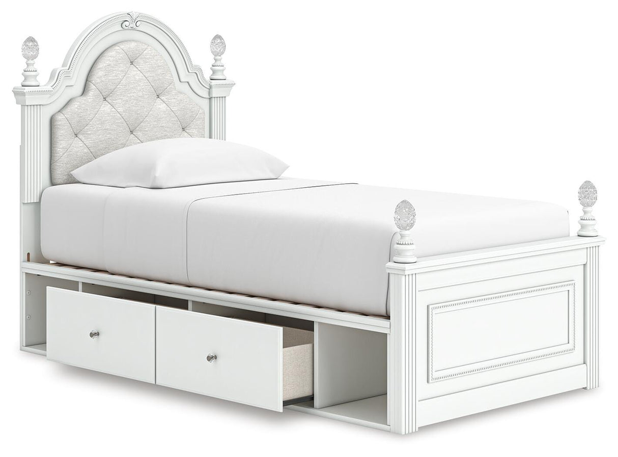 Kozlani Bedroom