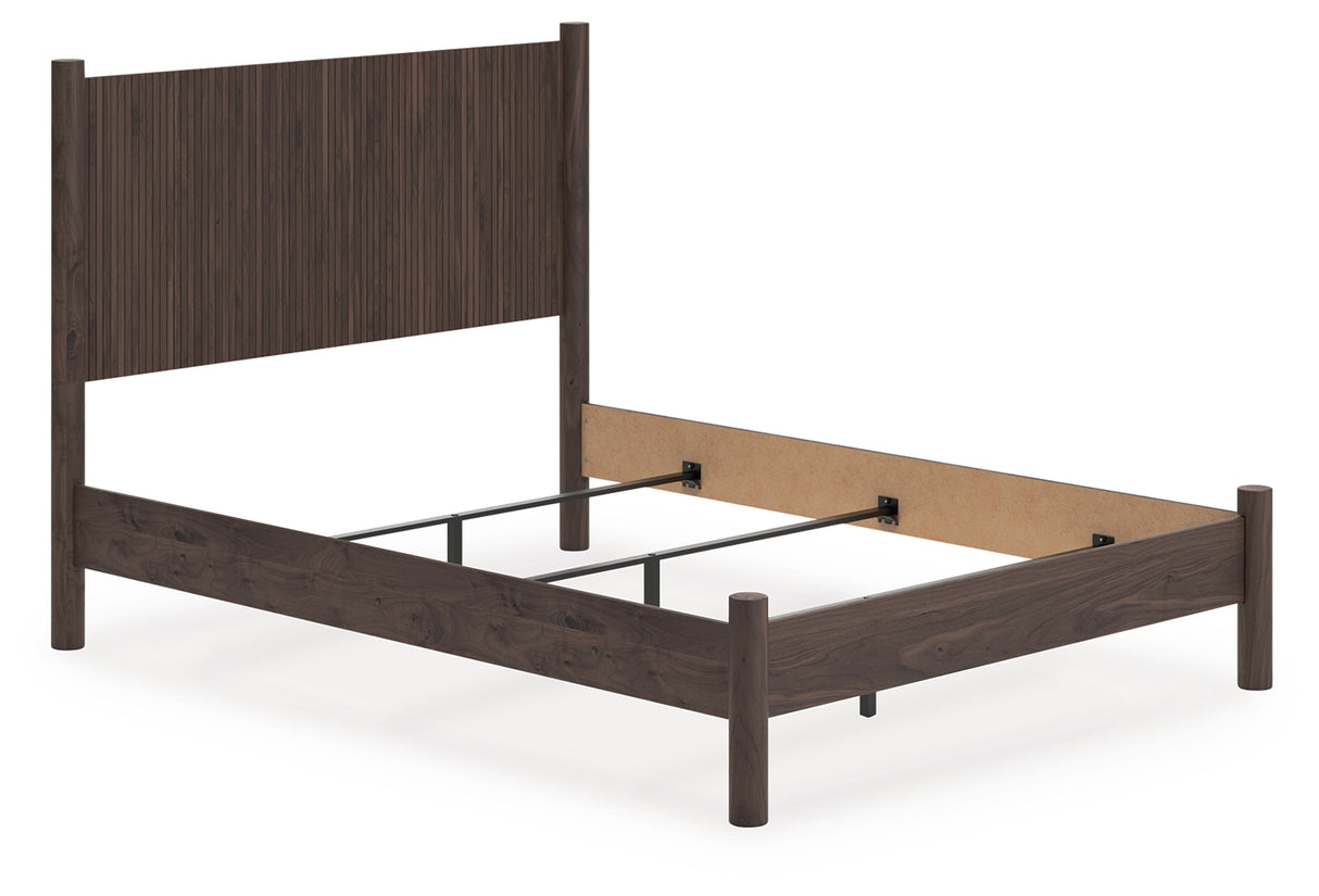 Furniture City Biloxi - Ashley Furniture - Pamytta Bedroom - Queen Panel Bed / Brown - PCB2614B18