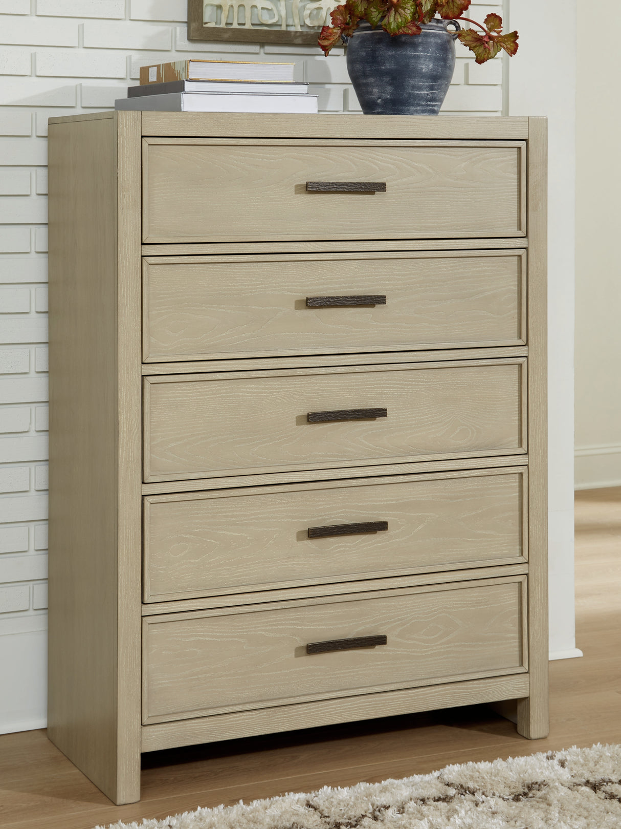 Furniture City Biloxi - Ashley Furniture - Calmoro Bedroom - Five Drawer Chest / Gray - B602-46