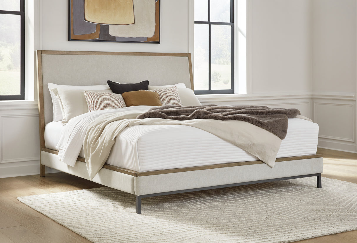 Furniture City Biloxi - Ashley Furniture - Tomtyn Bedroom - King Upholstered Bed / Light Brown - B622B4