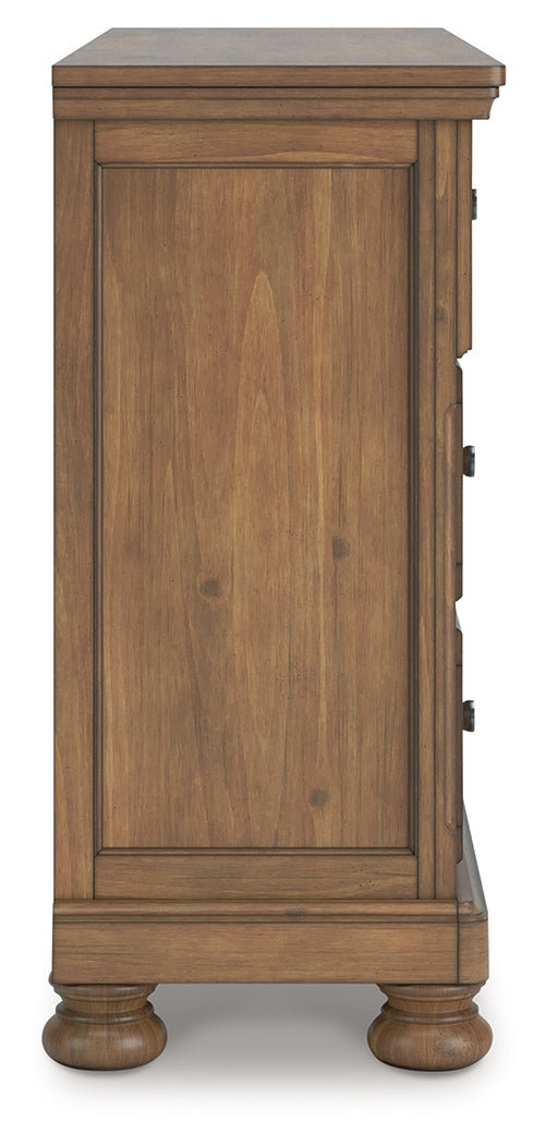 Feddinger Bedroom