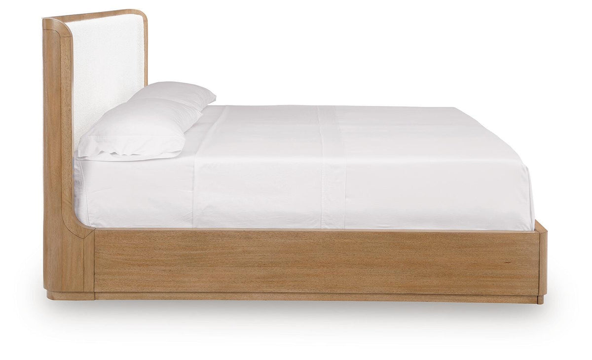Pamaria Bedroom