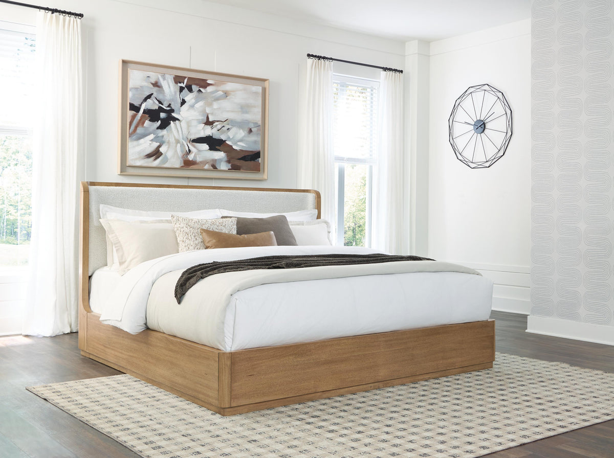 Pamaria Bedroom