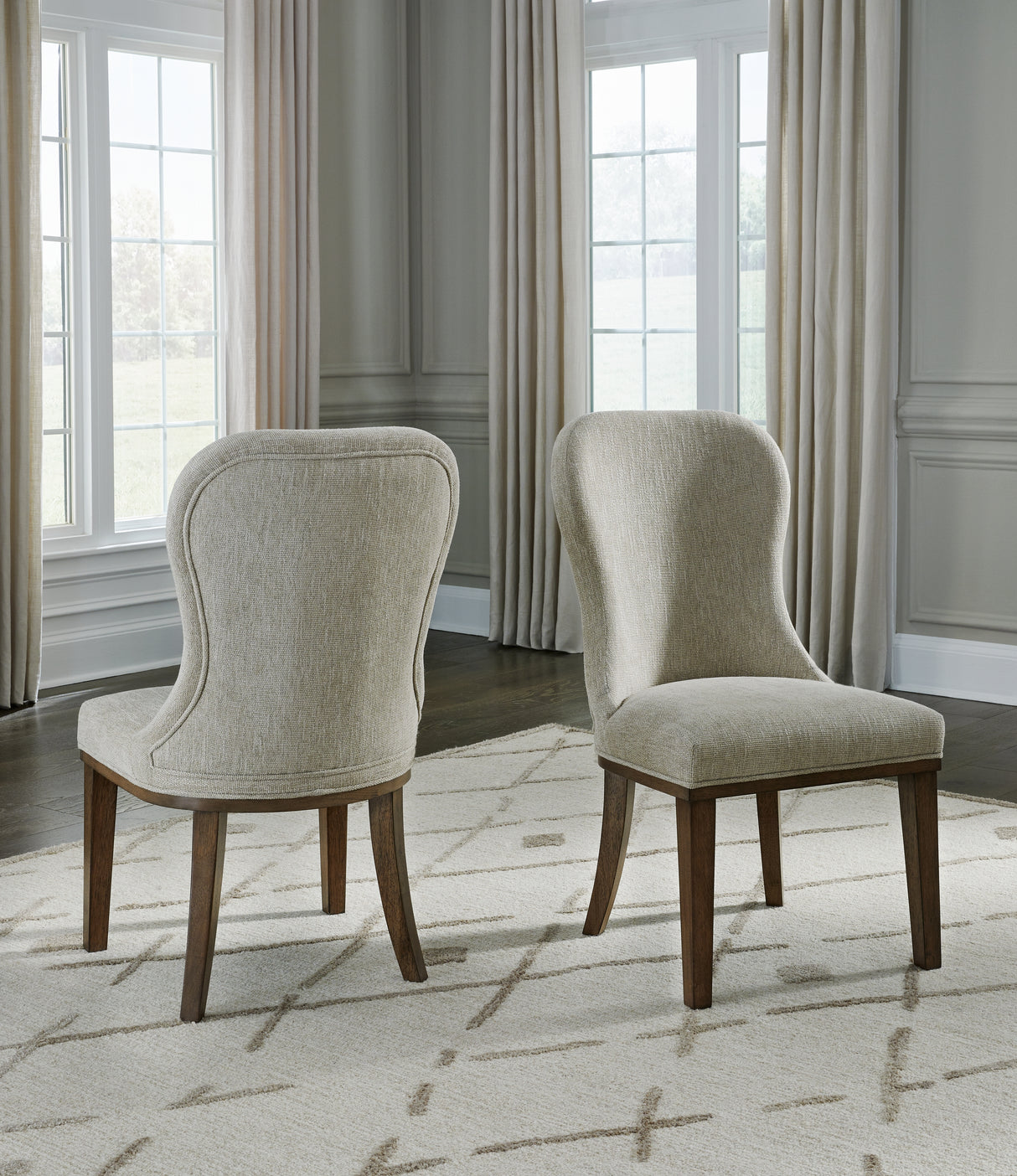 Furniture City Biloxi - Ashley Furniture - Sturlayne Dining Room - Dining Chair (Set of 2) / Brown - D787-02X2