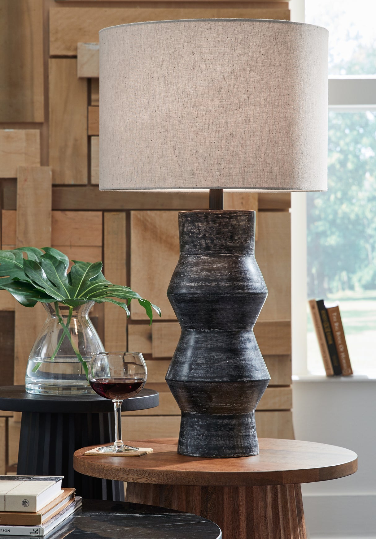 Furniture City Biloxi - Ashley Furniture - Kerbert Lighting - 2-Piece Lamp Set / Distressed Black - L100824X2