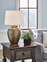 Furniture City Biloxi - Ashley Furniture - Madney Lighting - 2-Piece Lamp Set / Antique Gold Finish - L207494X2