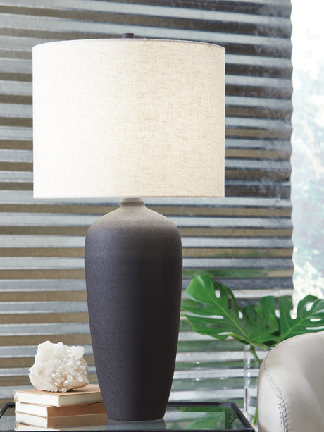 Furniture City Biloxi - Ashley Furniture - Ryenburg Lighting - Metal Table Lamp (1/CN) / Black - L207584