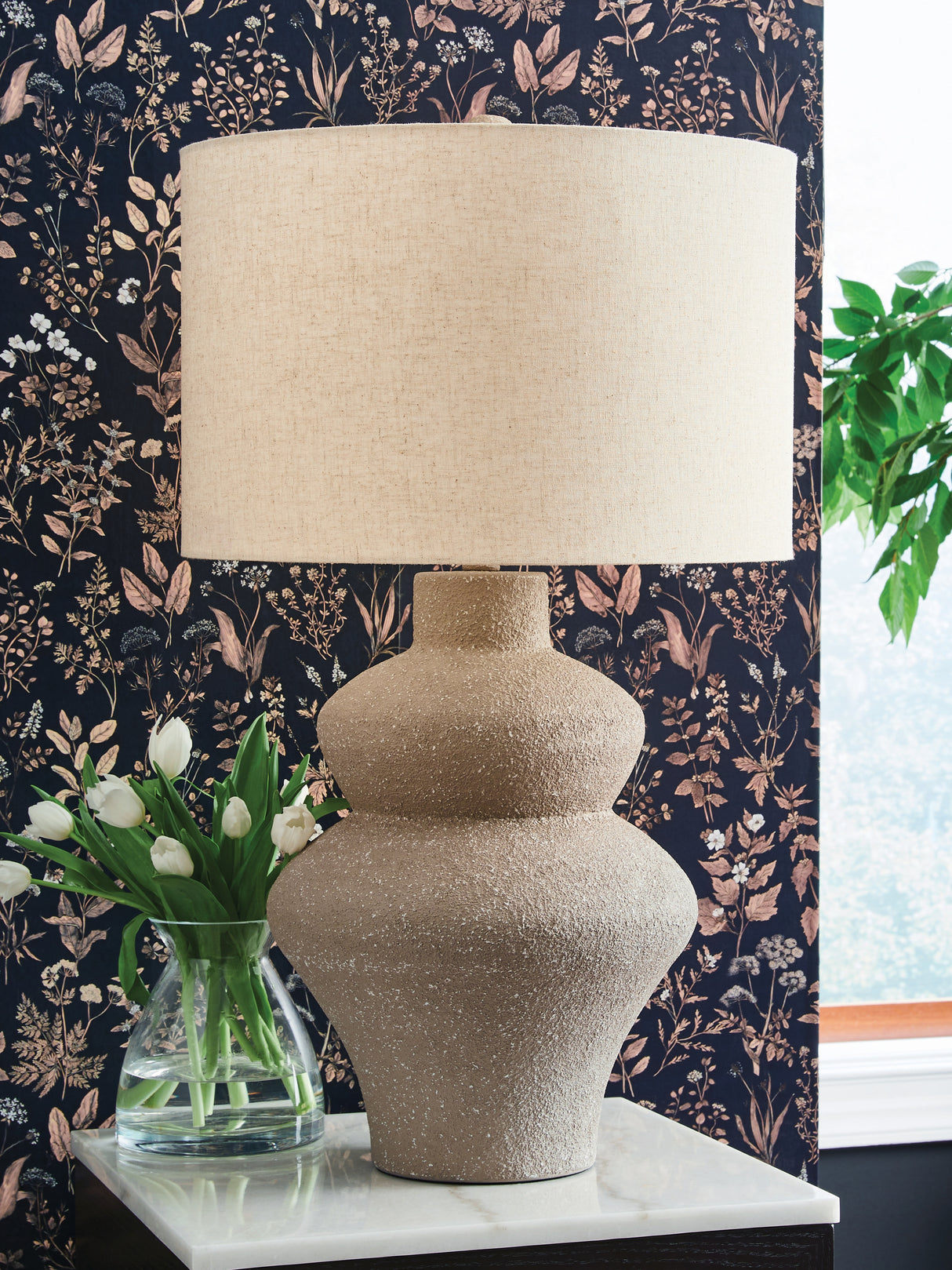 Furniture City Biloxi - Ashley Furniture - Jossleigh Lighting - Metal Table Lamp (1/CN) / Beige - L207624