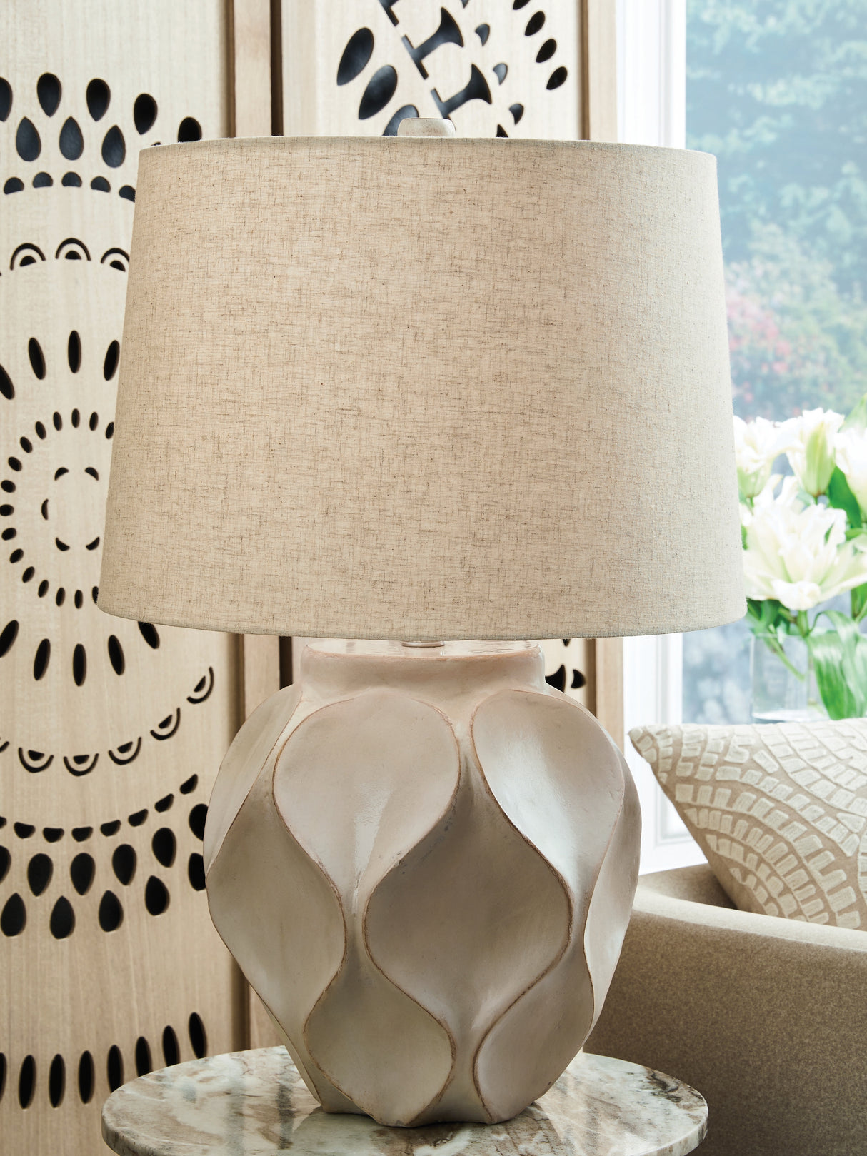 Furniture City Biloxi - Ashley Furniture - Edselham Lighting - Paper Table Lamp (1/CN) / Distressed Cream - L235974