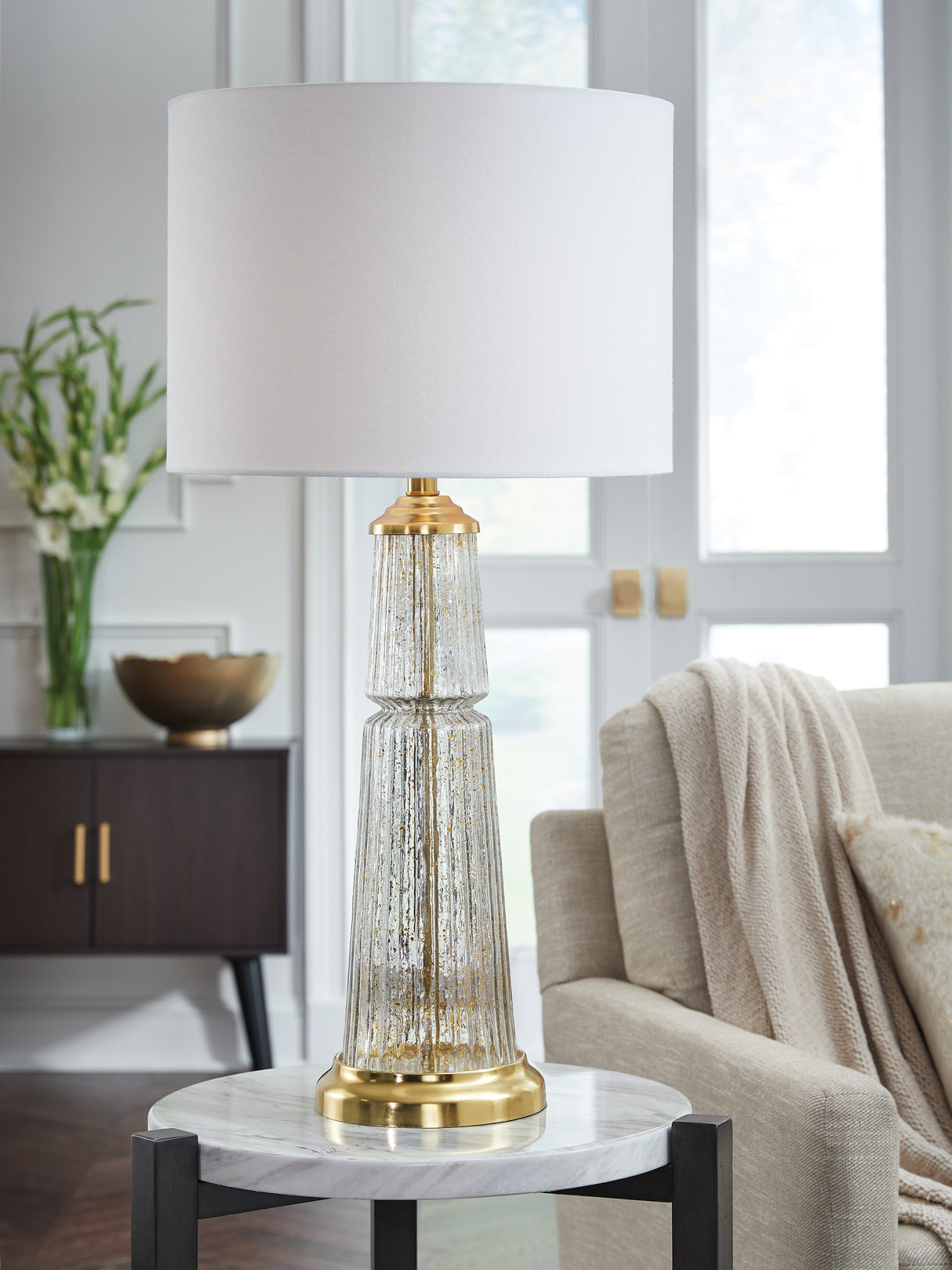 Furniture City Biloxi - Ashley Furniture - Bakersboro Lighting - Glass Table Lamp (1/CN) / Clear/Gold Finish - L430884