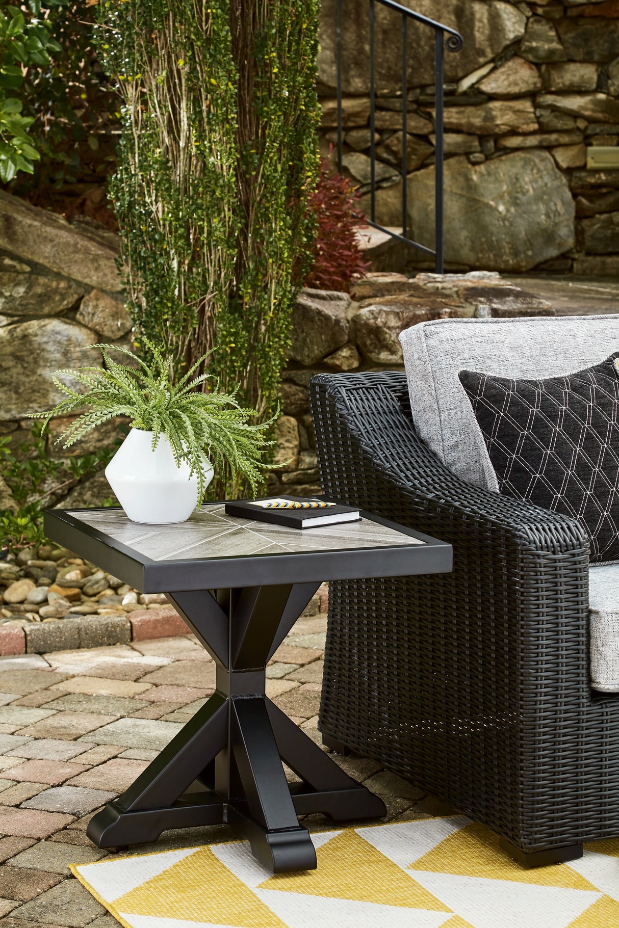 Furniture City Biloxi - Ashley Furniture - Beachcroft Outdoor - Square End Table / Black/Light Gray - P792-702