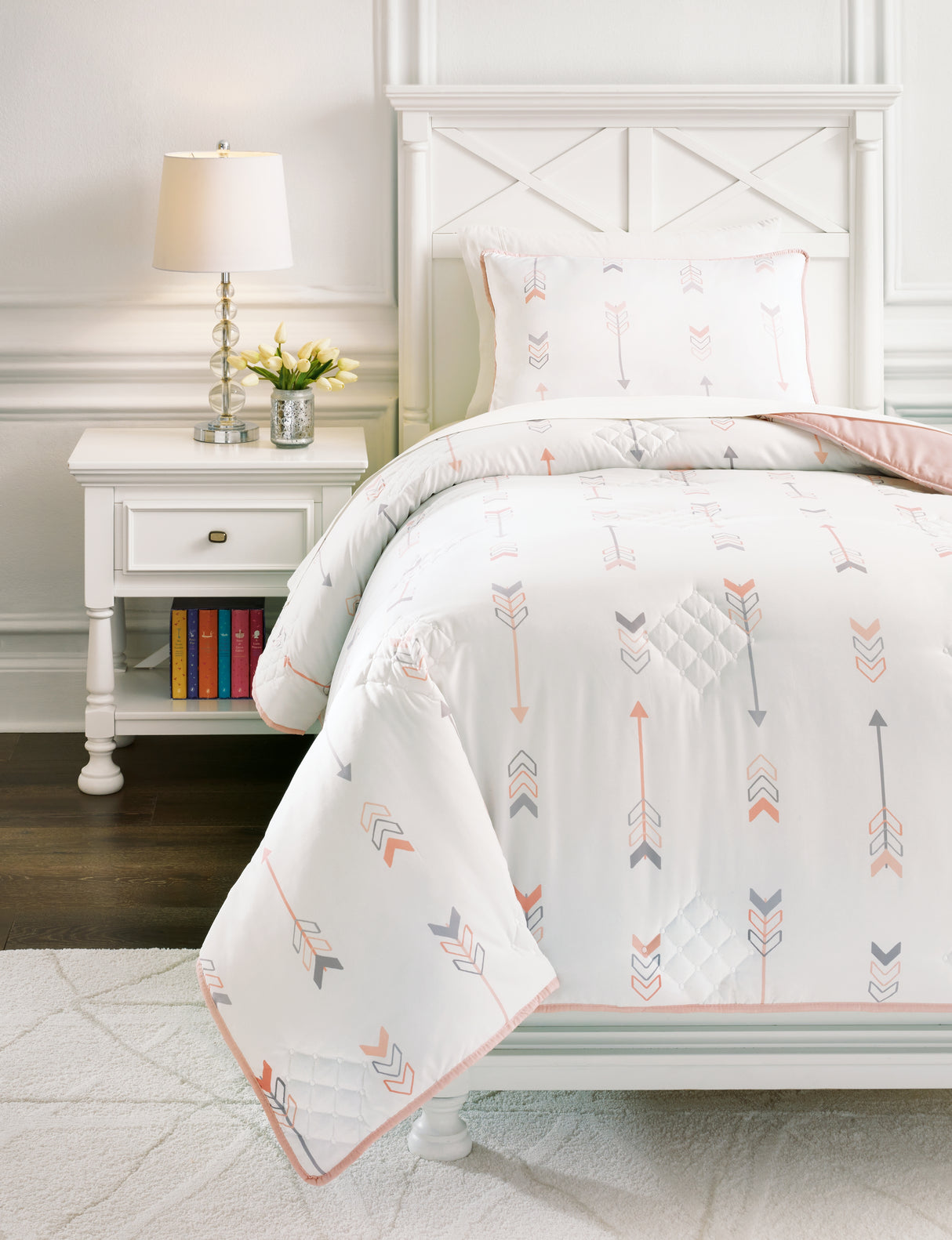 Lexann Comforter Sets