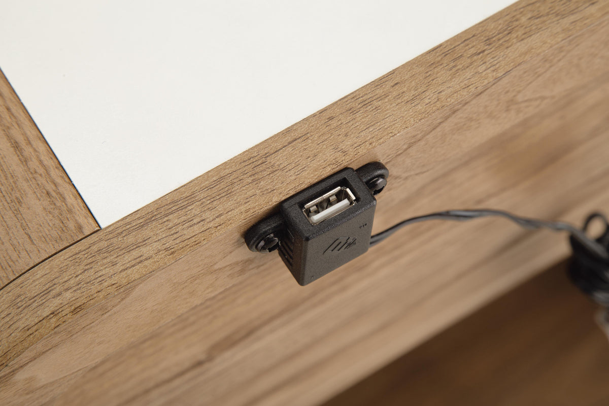 Dovander End Table