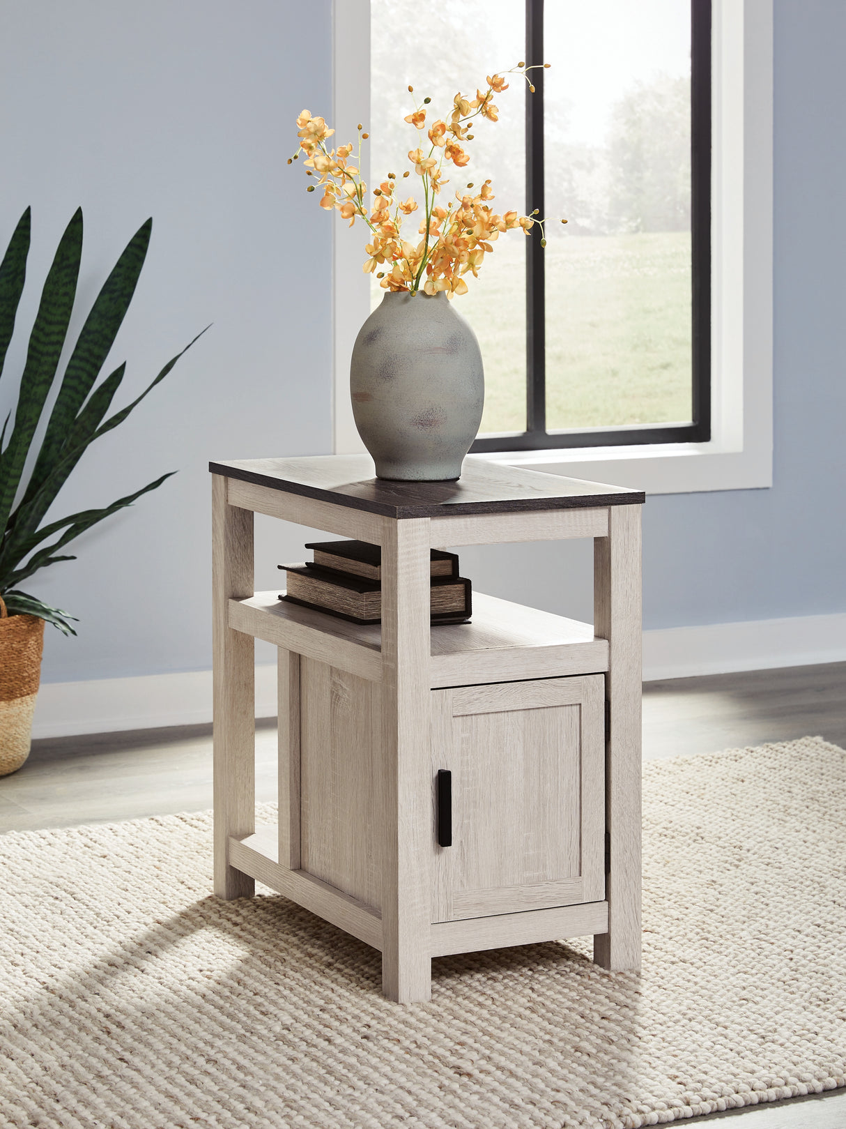 Furniture City Biloxi - Ashley Furniture - Fendenmore Chairside End Table - Chair Side End Table / Brown Gray/Antique White - T190-217