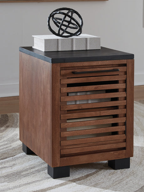 Furniture City Biloxi - Ashley Furniture - Kallari Chairside End Table - Chair Side End Table / Warm Brown/Black - T737-7