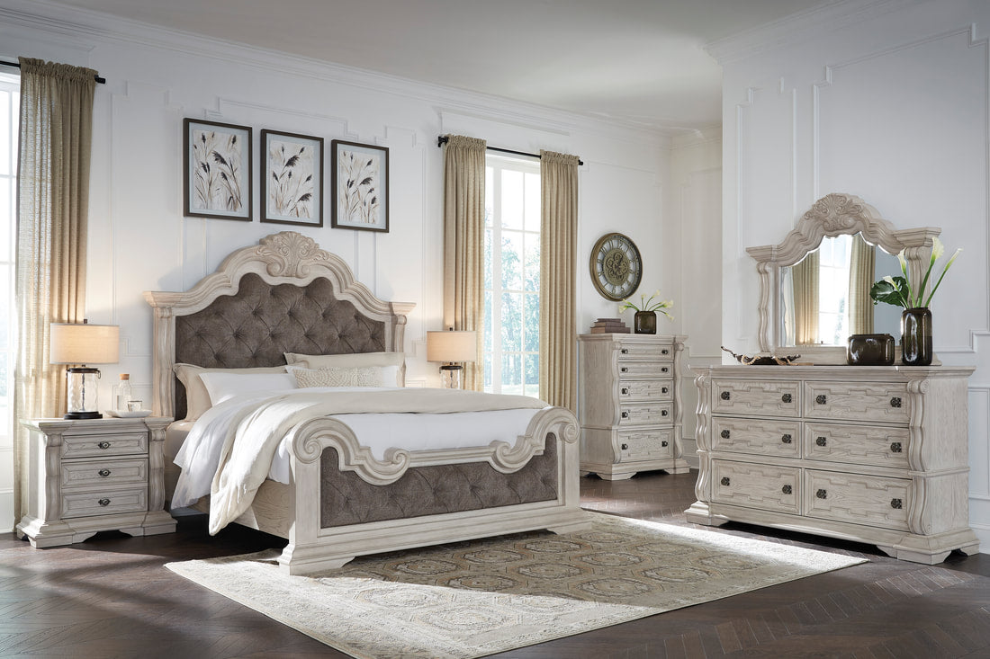 B948 - 5pc Bedroom Set - Queen, King 5